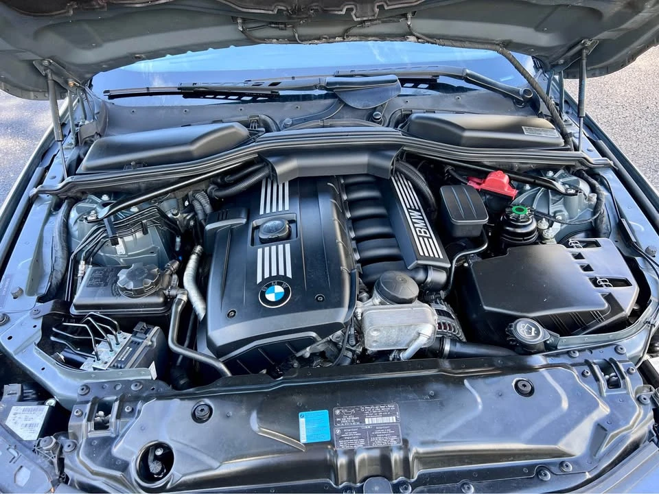 2009 BMW E60 5 Series Sedan - Image 18 of 19