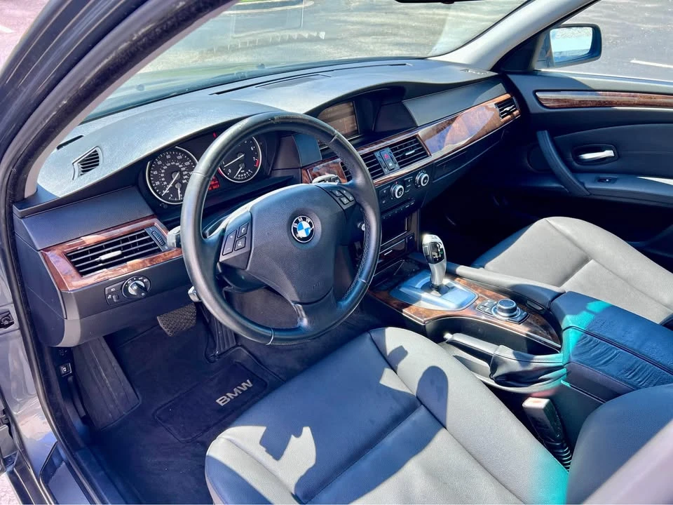 2009 BMW E60 5 Series Sedan - Image 8 of 19