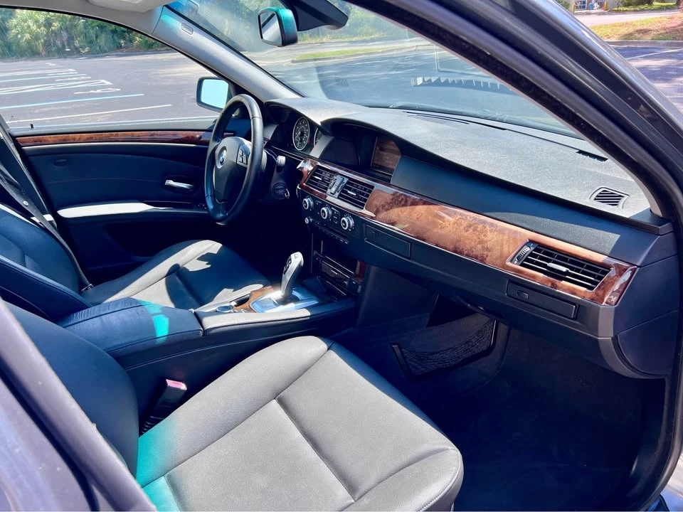 2009 BMW E60 5 Series Sedan - Image 12 of 19