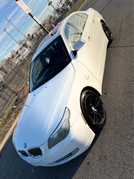 2009 BMW E60 5 Series Sedan - Image 2 of 15