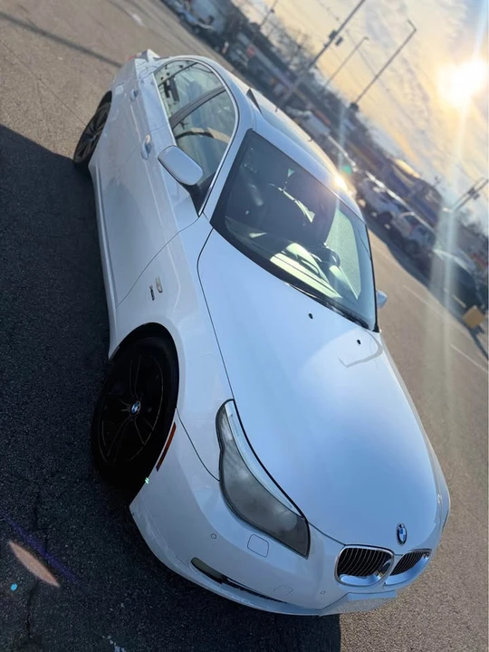 2009 BMW E60 5 Series Sedan - Image 11 of 15