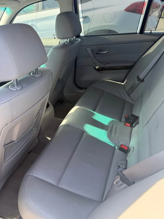 2009 BMW E60 5 Series Sedan - Image 5 of 6