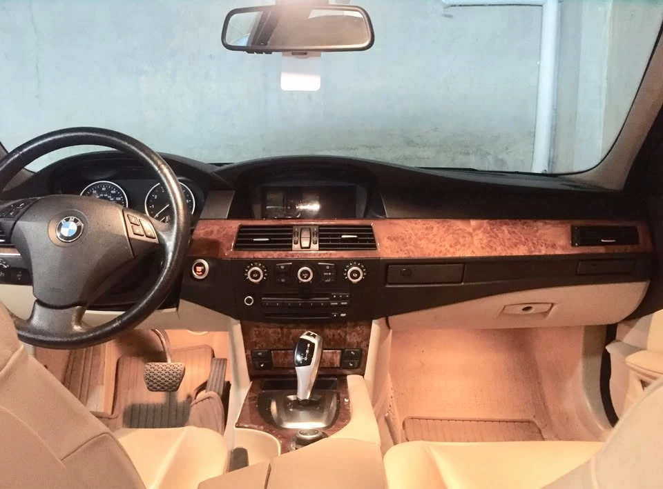 2009 BMW E60 5 Series Sedan - Image 2 of 9
