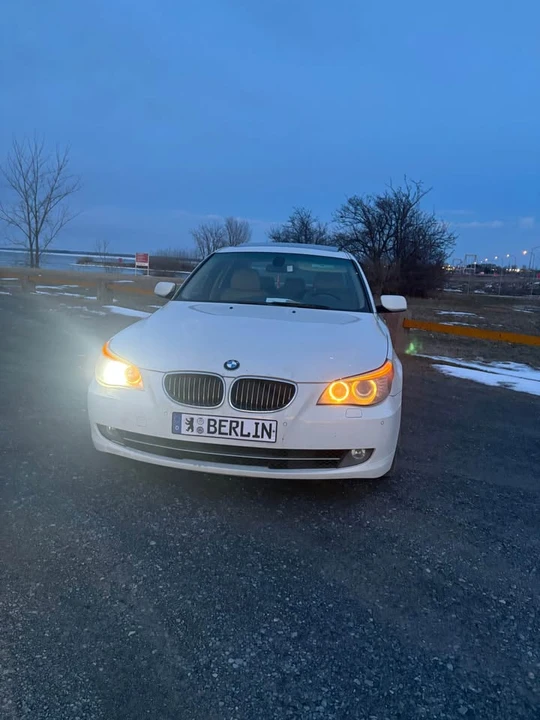 2009 BMW E60 5 Series Sedan - Image 3 of 8