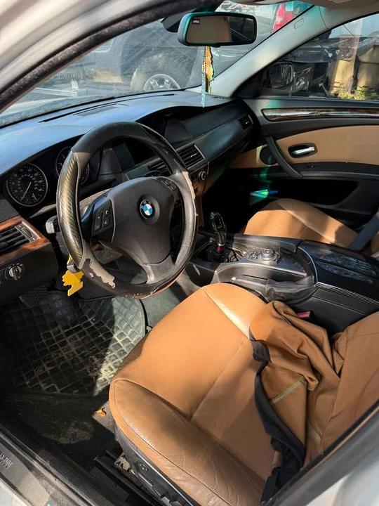 2009 BMW E60 5 Series Sedan - Image 2 of 5