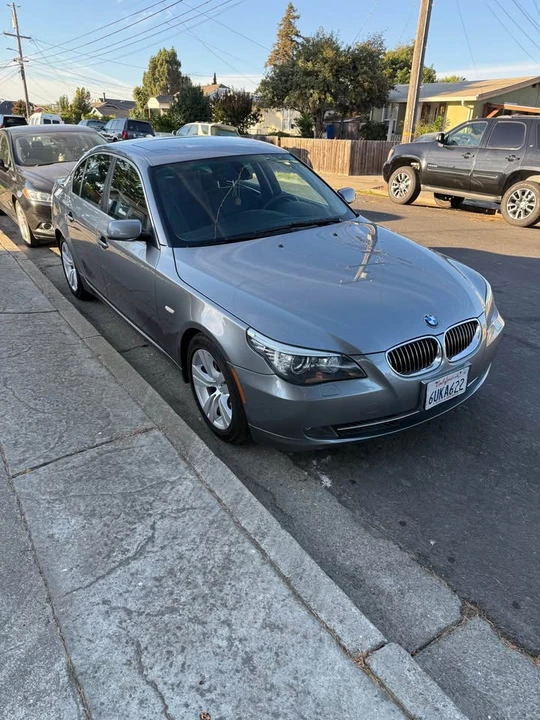 2009 BMW E60 5 Series Sedan - Image 3 of 9