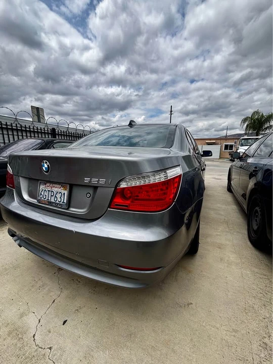 2009 BMW E60 5 Series Sedan - Image 4 of 8