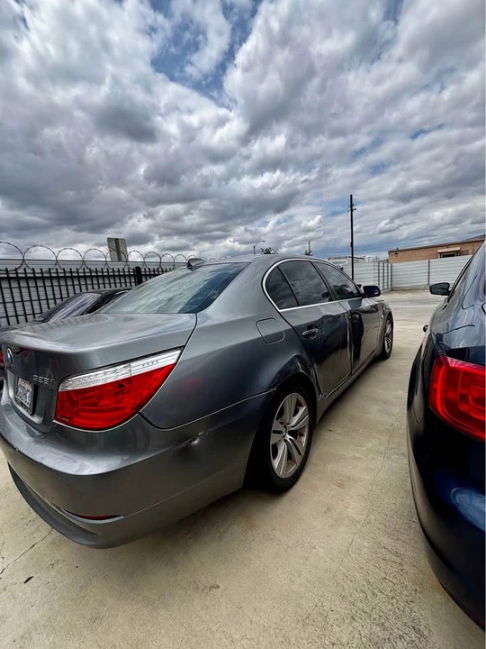2009 BMW E60 5 Series Sedan - Image 5 of 8