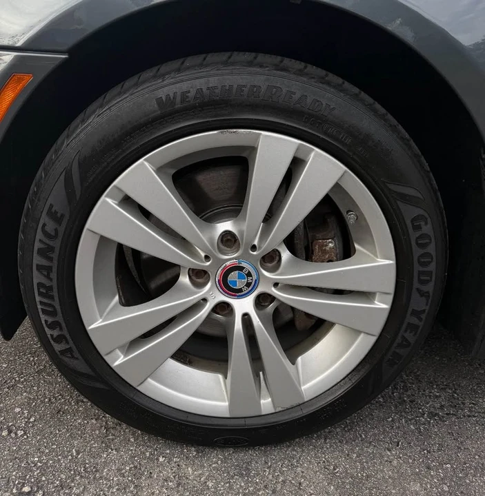 2009 BMW E60 5 Series Sedan - Image 5 of 9