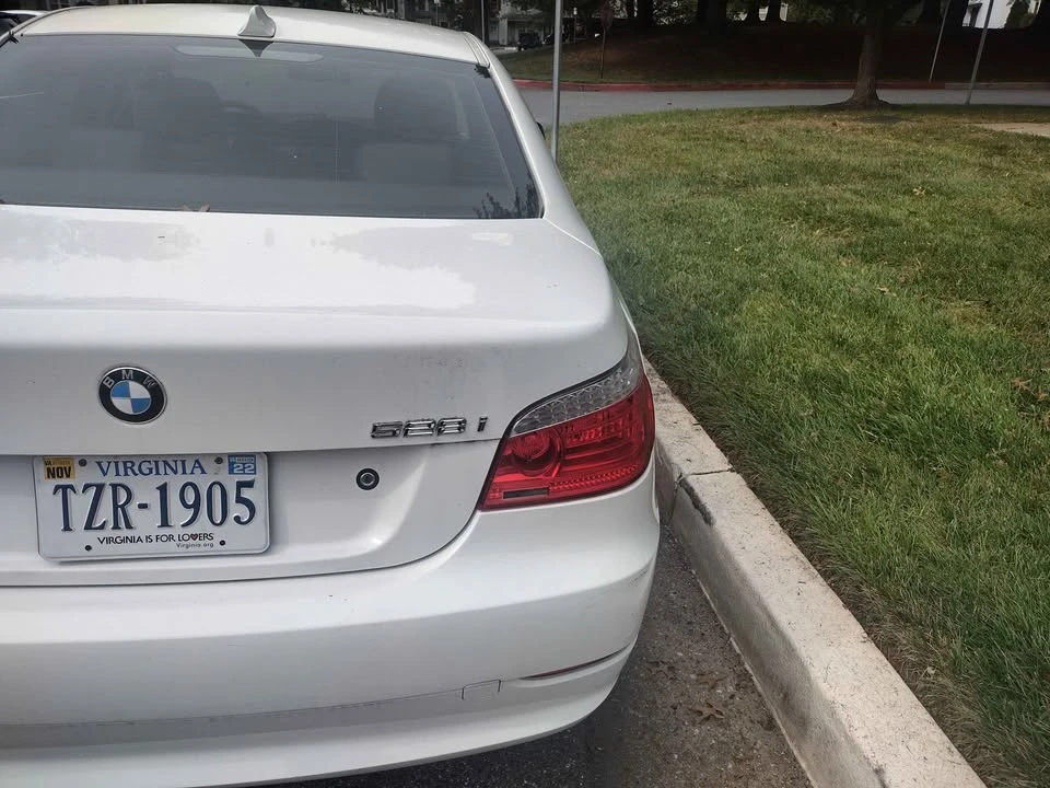 2009 BMW E60 5 Series Sedan - Image 4 of 8