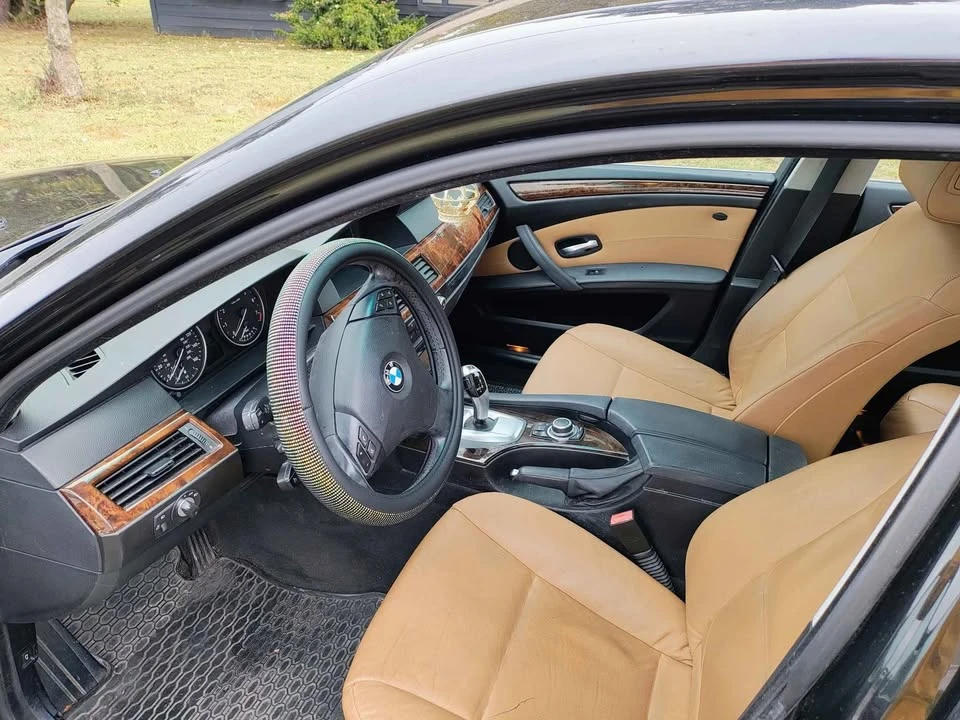 2009 BMW E60 5 Series Sedan - Image 3 of 8
