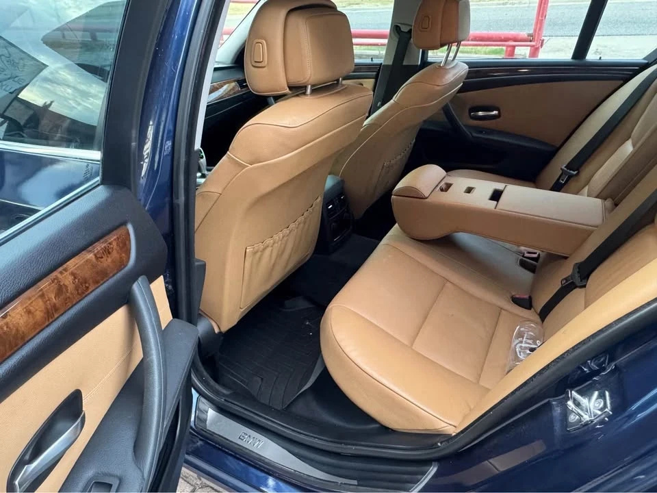2009 BMW E60 5 Series Sedan - Image 8 of 16