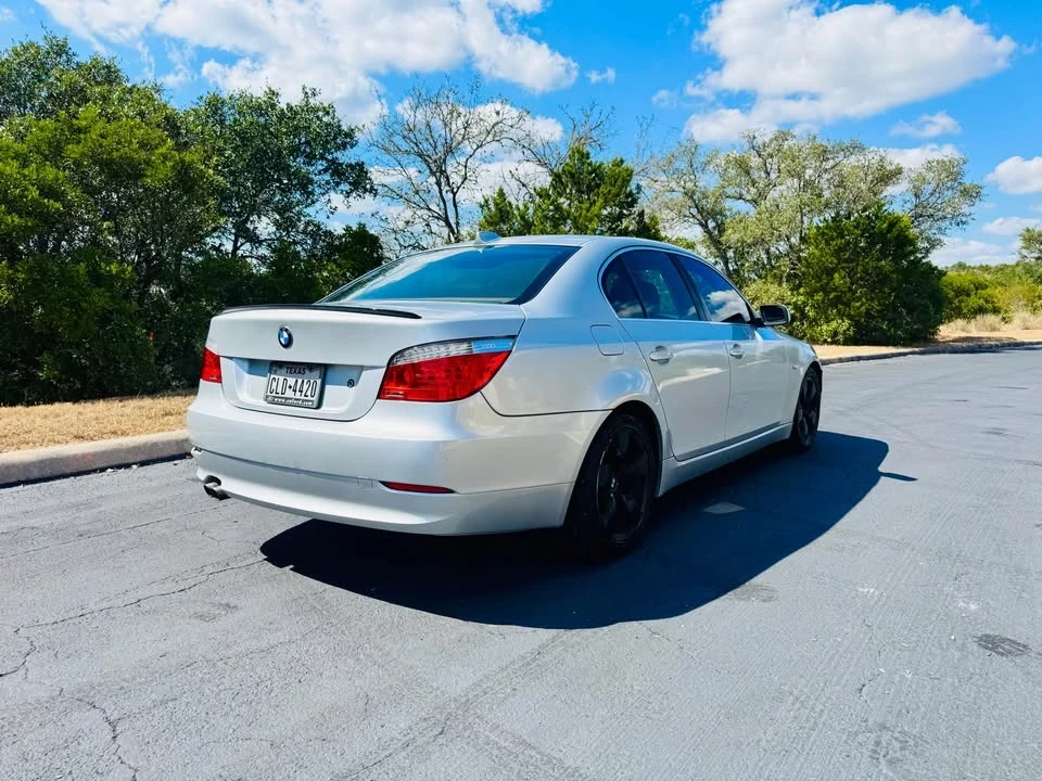 2009 BMW E60 5 Series Sedan - Image 3 of 8