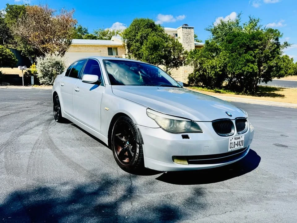 2009 BMW E60 5 Series Sedan - Image 2 of 8