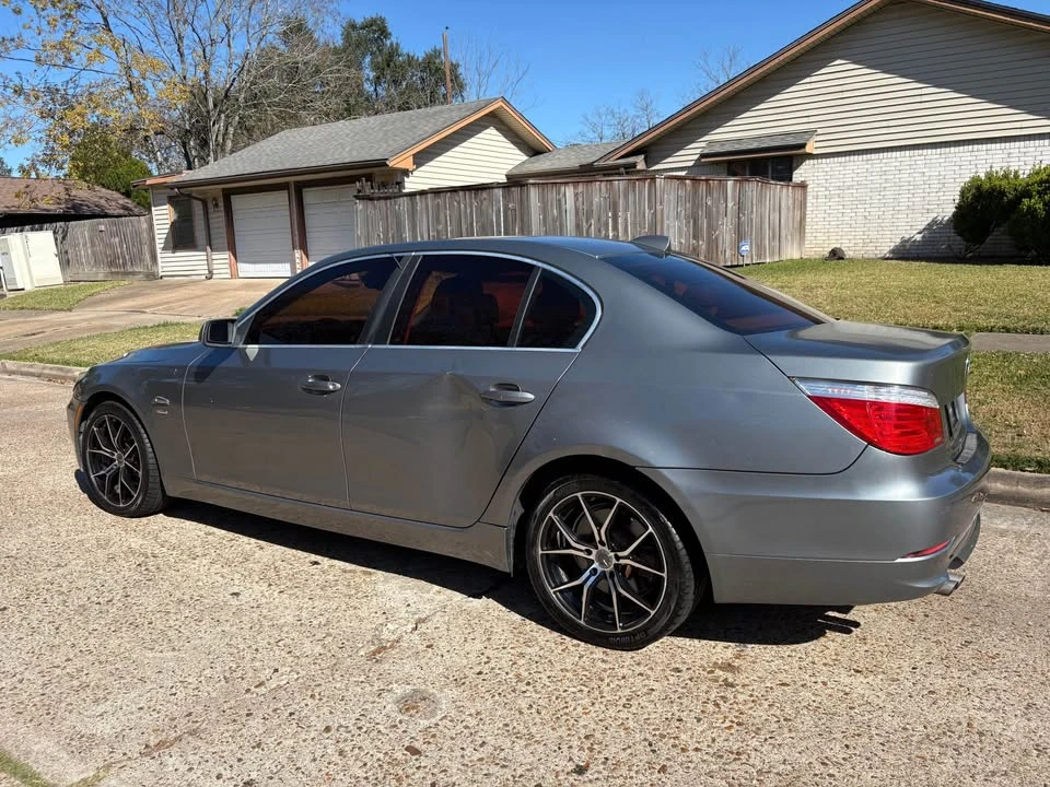 2009 BMW E60 5 Series Sedan - Image 4 of 6
