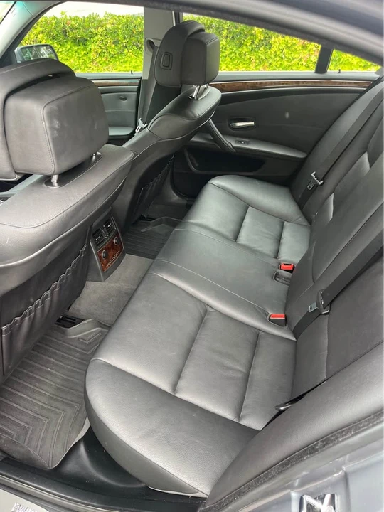 2009 BMW E60 5 Series Sedan - Image 12 of 13