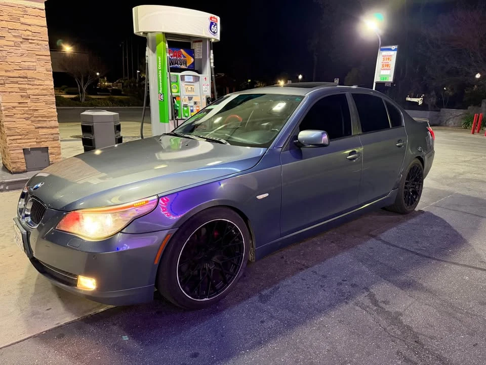 2009 BMW E60 5 Series Sedan - Image 4 of 20