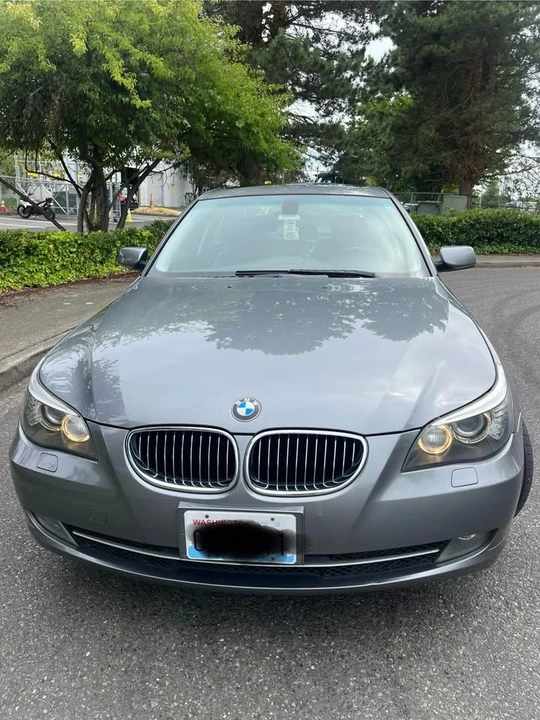2009 BMW E60 5 Series Sedan - Image 2 of 13