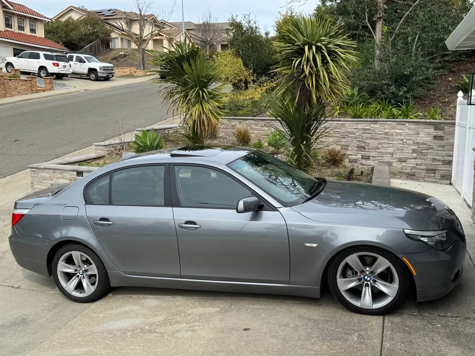 2009 BMW E60 5 Series Sedan - Image 5 of 20