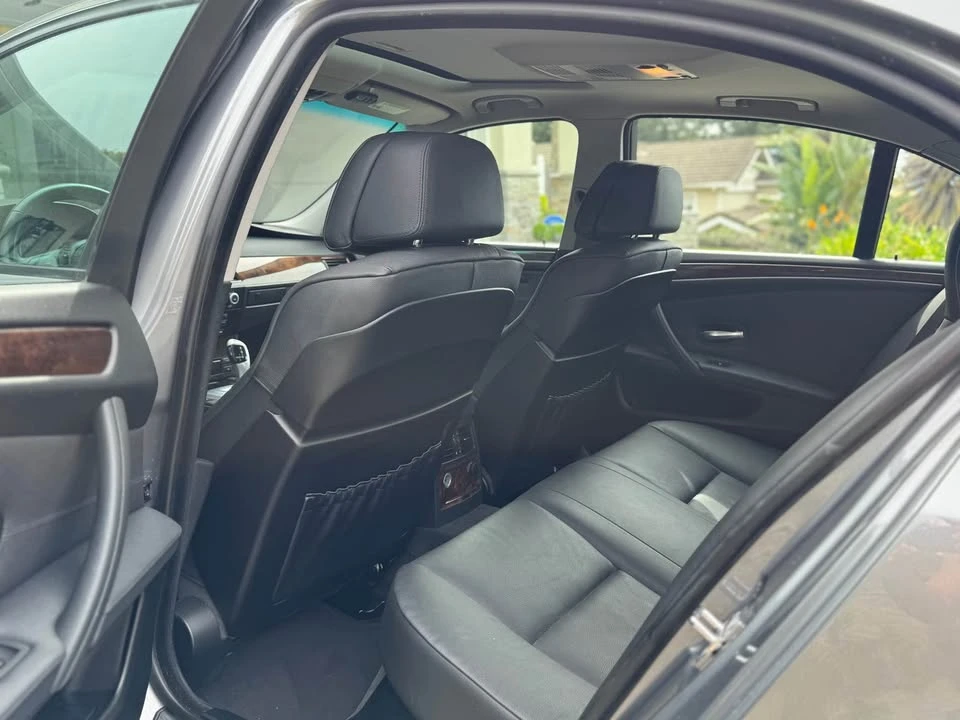 2009 BMW E60 5 Series Sedan - Image 18 of 20
