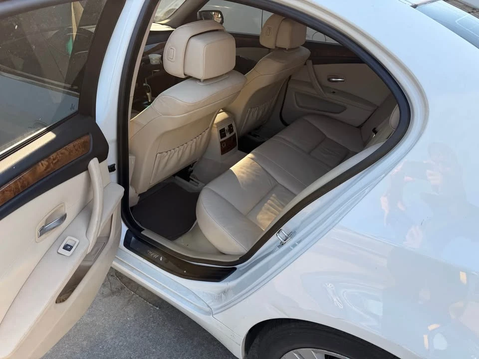 2009 BMW E60 5 Series Sedan - Image 4 of 6
