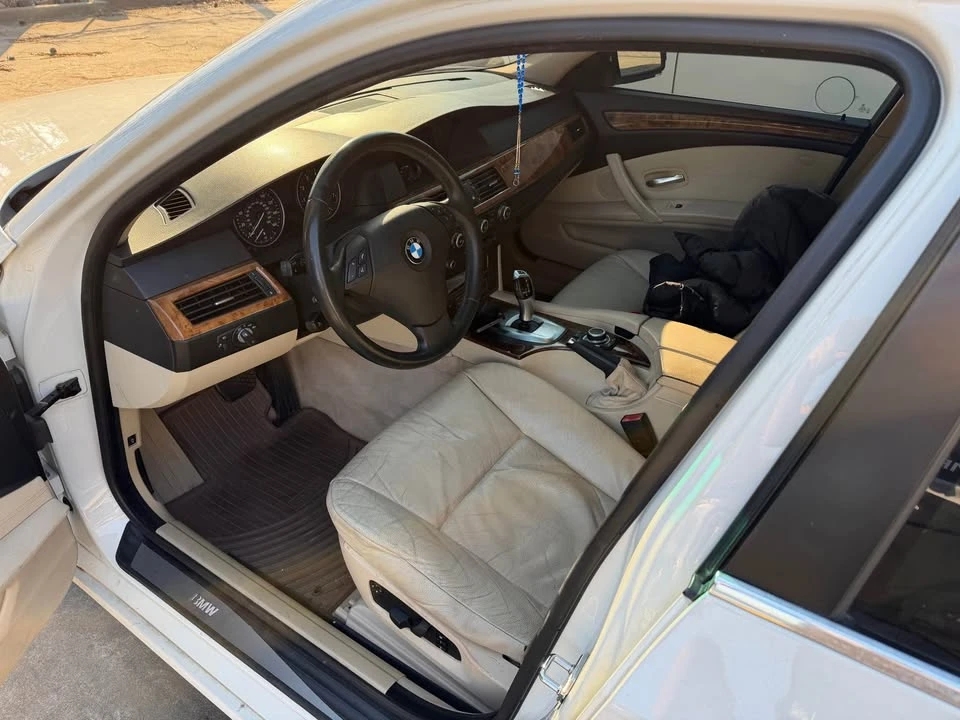 2009 BMW E60 5 Series Sedan - Image 3 of 6