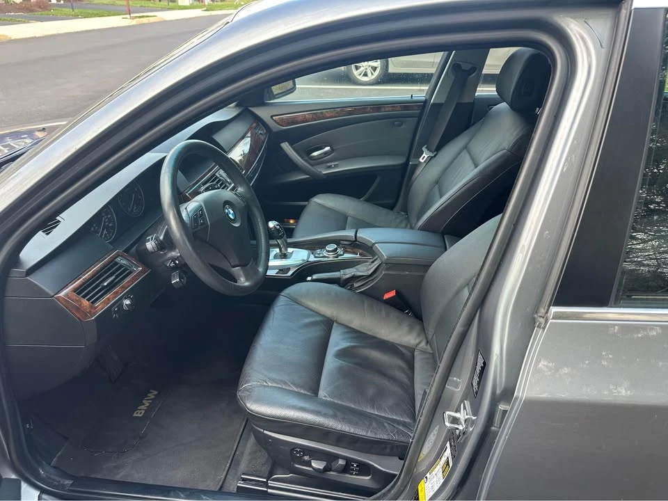 2009 BMW E60 5 Series Sedan - Image 9 of 15