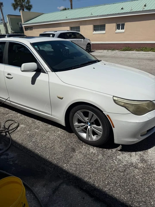 2009 BMW E60 5 Series Sedan - Image 4 of 12