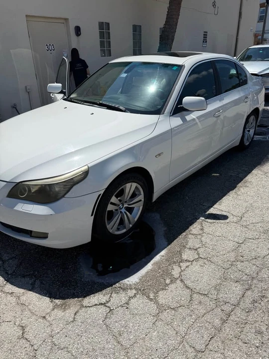 2009 BMW E60 5 Series Sedan - Image 6 of 12