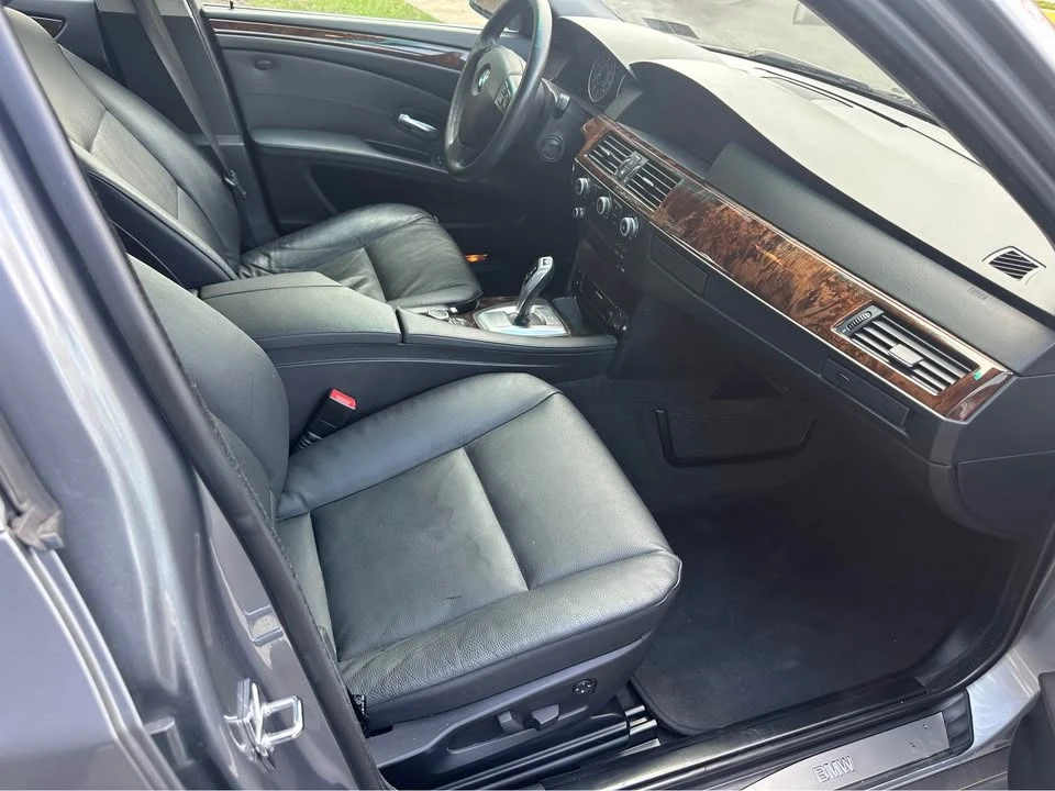 2009 BMW E60 5 Series Sedan - Image 11 of 15