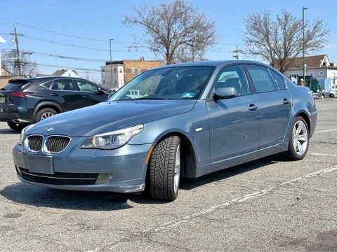 2009 BMW 5 Series 528i