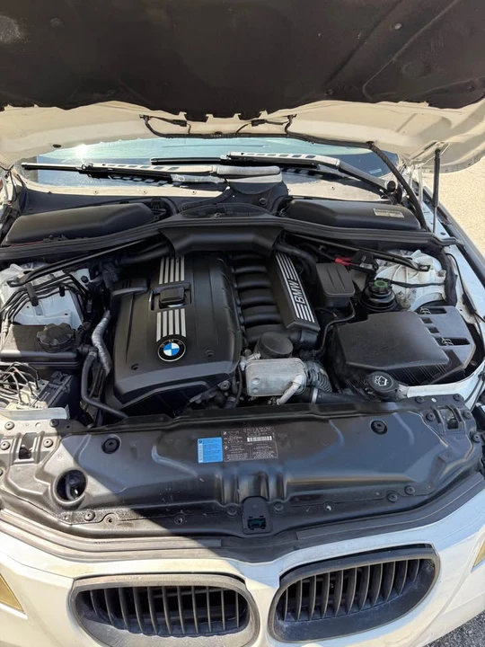 2009 BMW E60 5 Series Sedan - Image 8 of 12