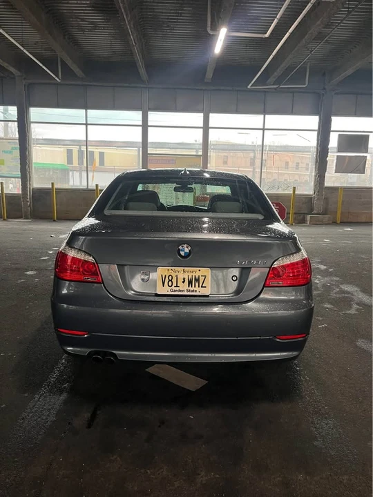 2009 BMW E60 5 Series Sedan - Image 11 of 20