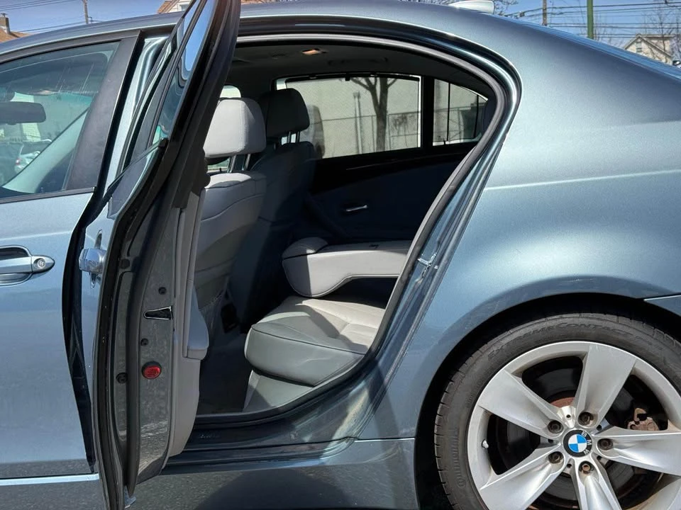2009 BMW E60 5 Series Sedan - Image 8 of 18