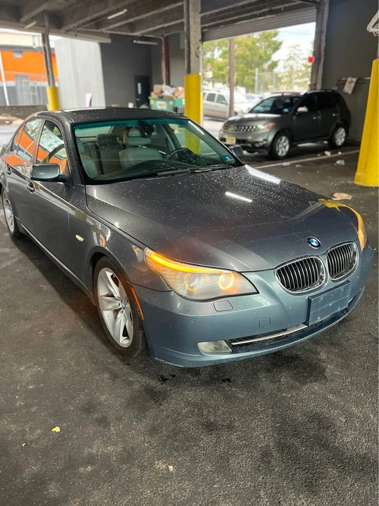 2009 BMW E60 5 Series Sedan - Image 6 of 20