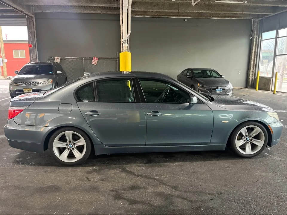 2009 BMW E60 5 Series Sedan - Image 10 of 20