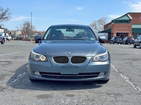 2009 BMW 528i Sedan