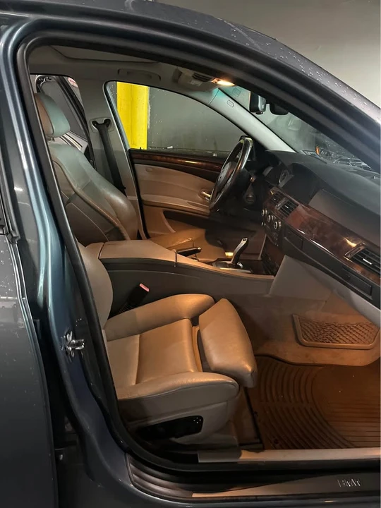 2009 BMW E60 5 Series Sedan - Image 16 of 20