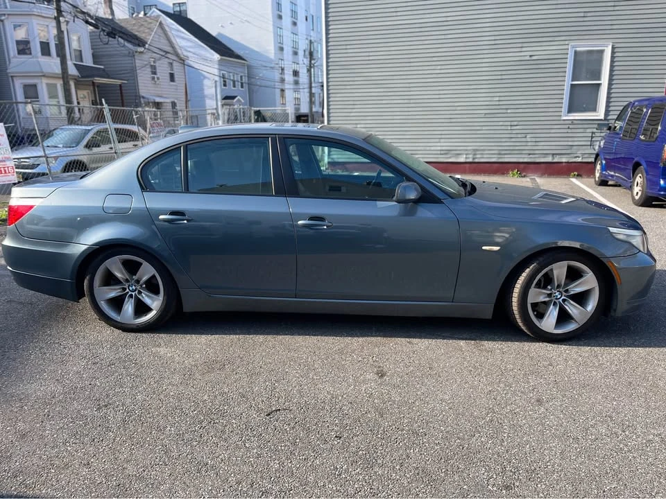 2009 BMW E60 5 Series Sedan - Image 3 of 18