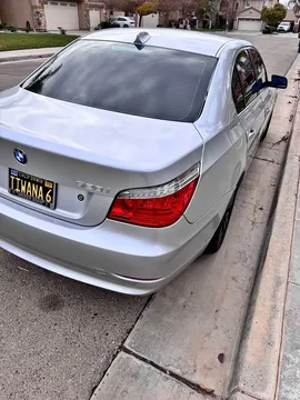 2009 BMW 5 Series 528i Sedan