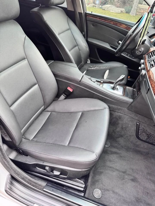 2009 BMW E60 5 Series Sedan - Image 11 of 18