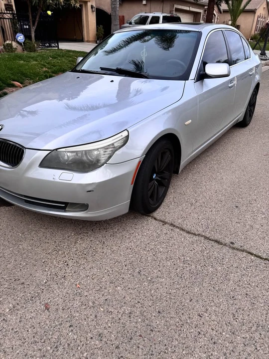 2009 BMW E60 5 Series Sedan - Image 5 of 18