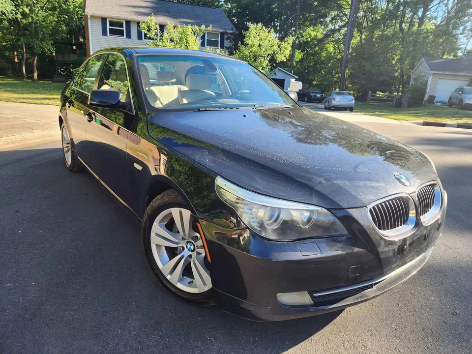 2009 BMW E60 5 Series Sedan - Image 2 of 10