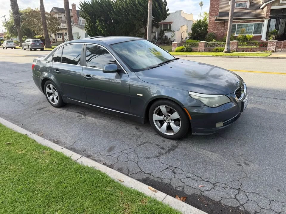 2009 BMW E60 5 Series Sedan - Image 2 of 11