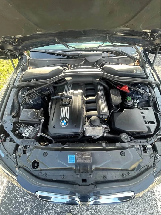 2009 BMW E60 5 Series Sedan - Image 3 of 8