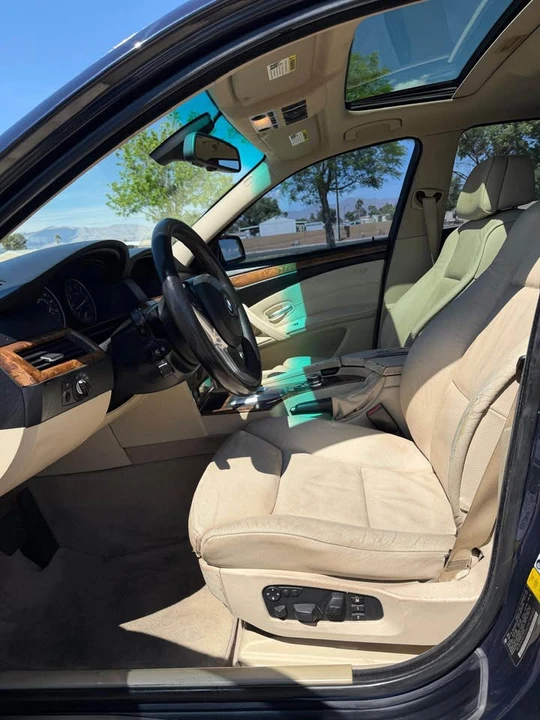 2009 BMW E60 5 Series Sedan - Image 7 of 11