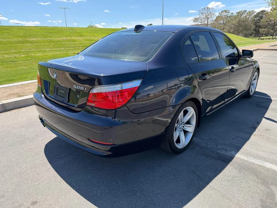 2009 BMW E60 5 Series Sedan - Image 4 of 11