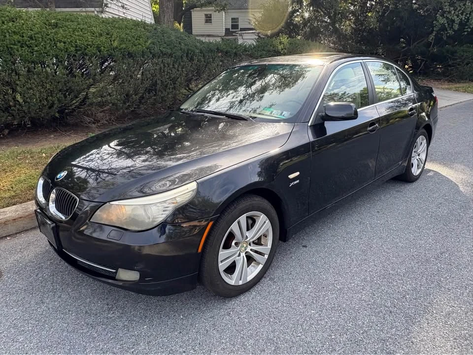 2009 BMW E60 5 Series Sedan - Image 2 of 9