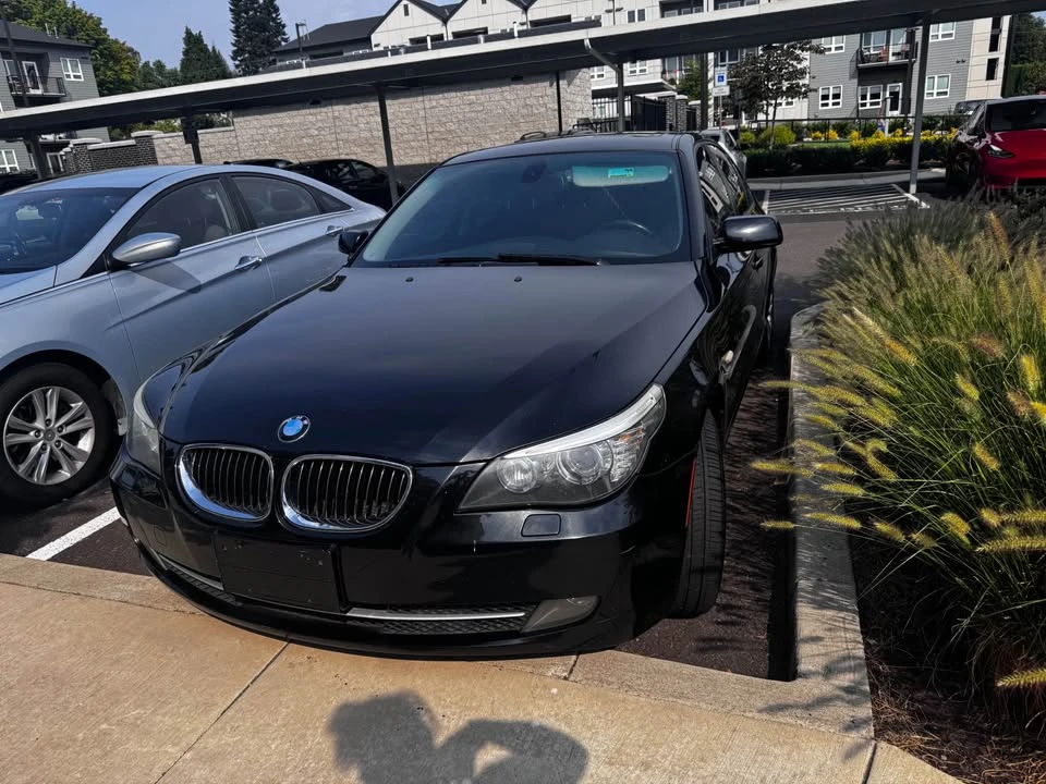2009 BMW E60 5 Series Sedan - Image 3 of 4