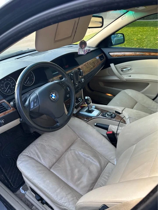 2009 BMW E60 5 Series Sedan - Image 3 of 3